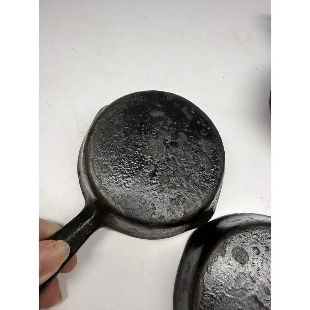 Vintage Miniature Cast Iron Skillet Set of 3 Small Toy Frying Pans Rustic Decor